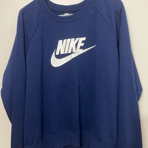 Nike crewneck sweater